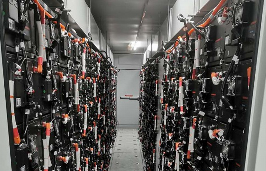 Large energy storage cabinet